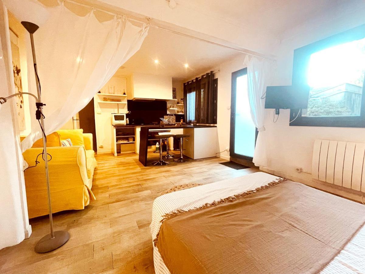 Superbe appartement Boheme dans les vignes Nîmes Extérieur photo